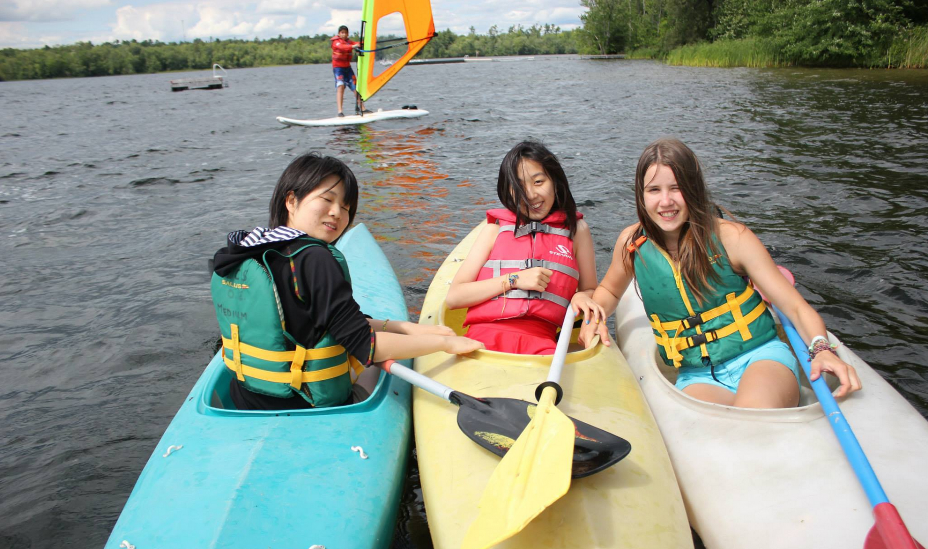 Lakefield Campamento de verano en Canadá BS Educatours